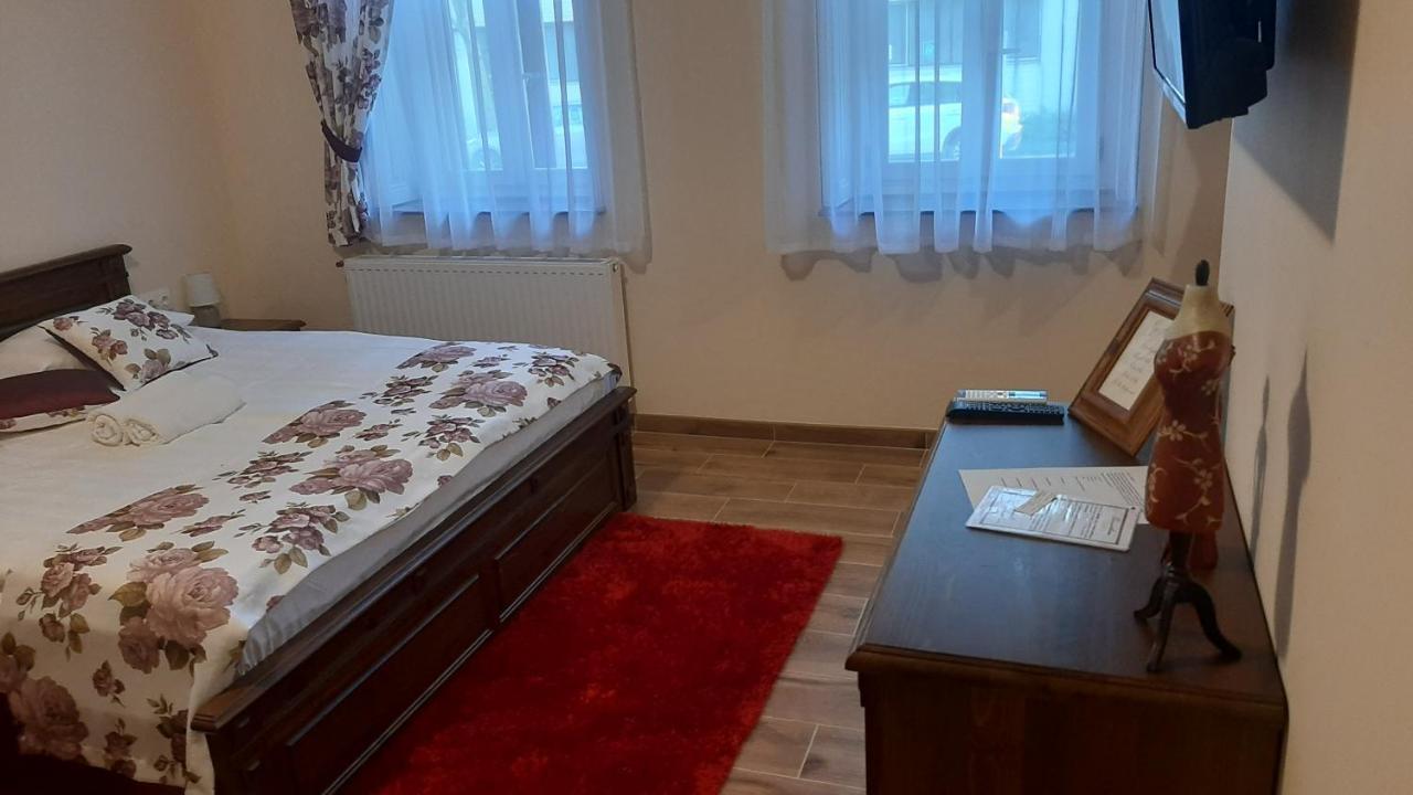 Toscana Apartman ยูลา ภายนอก รูปภาพ