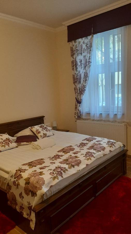 Toscana Apartman ยูลา ภายนอก รูปภาพ