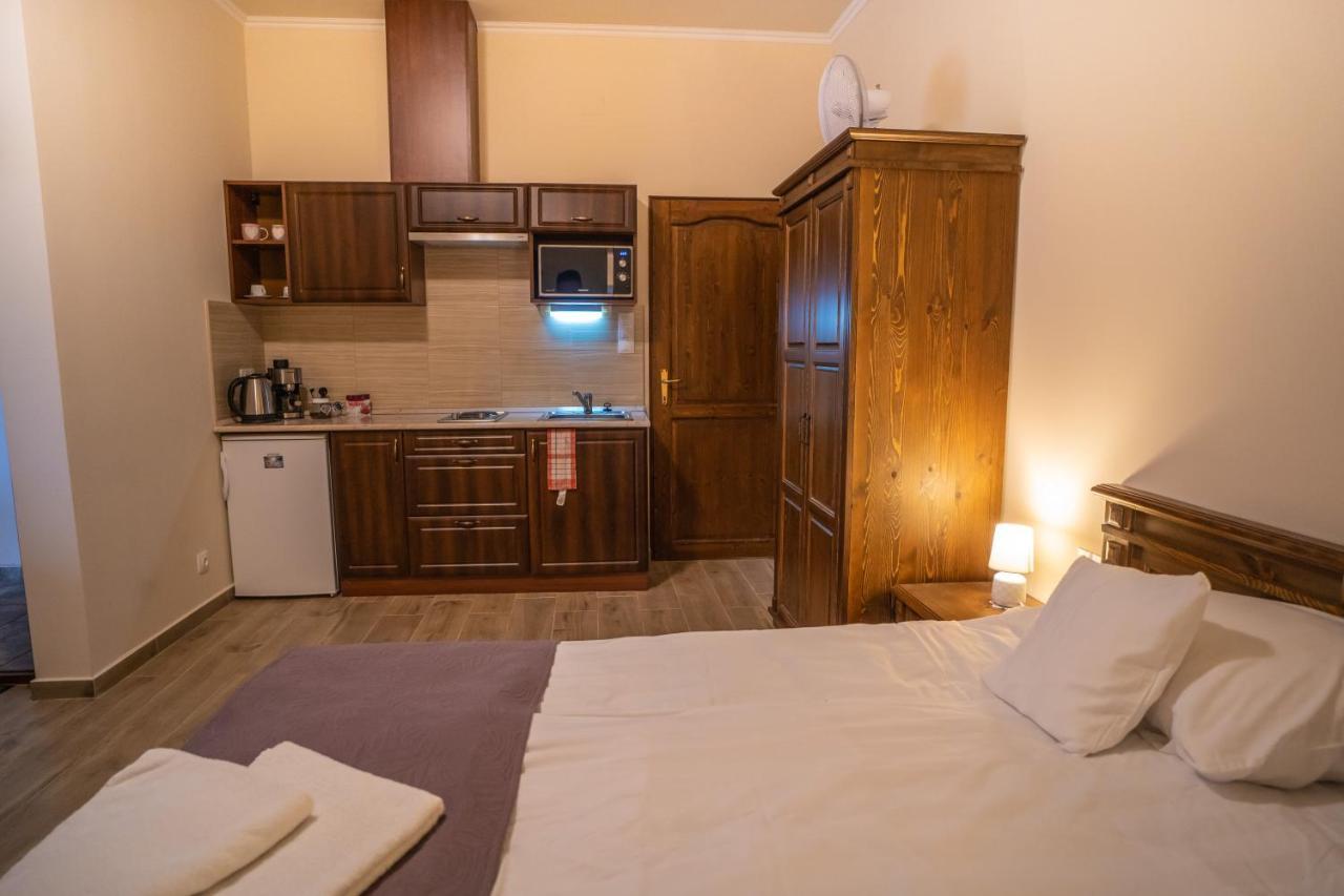 Toscana Apartman ยูลา ภายนอก รูปภาพ