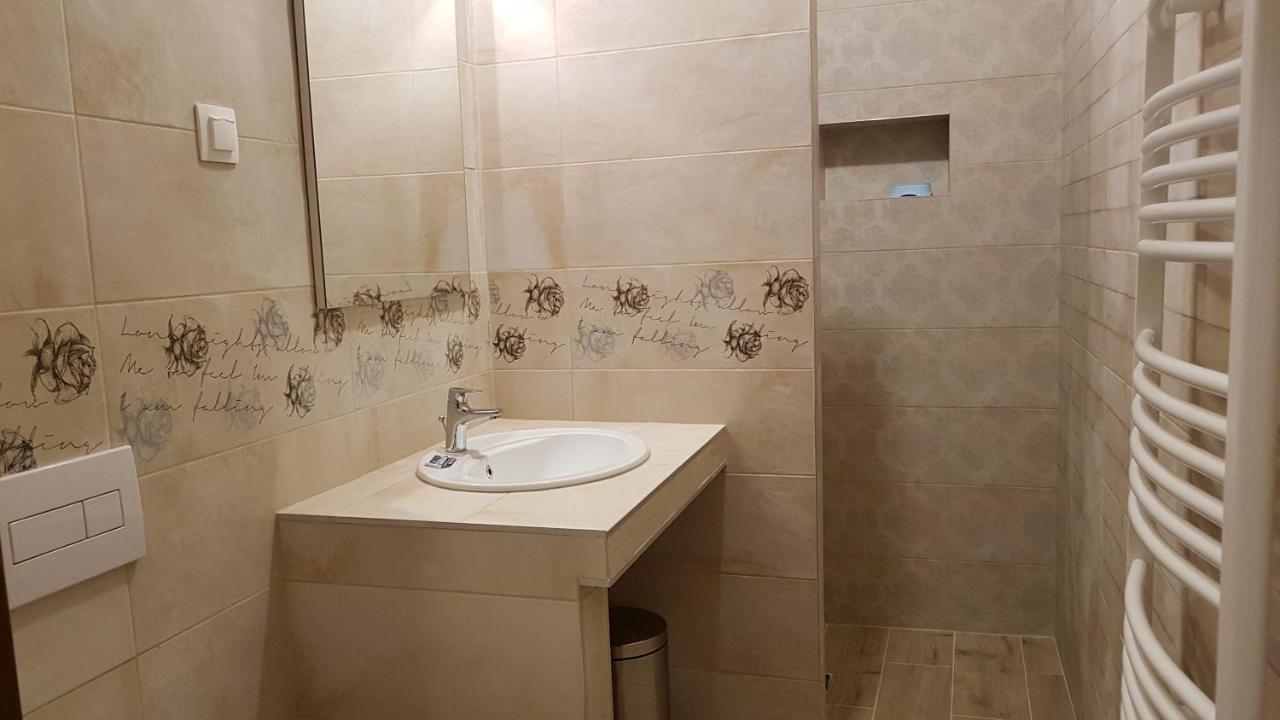 Toscana Apartman ยูลา ภายนอก รูปภาพ