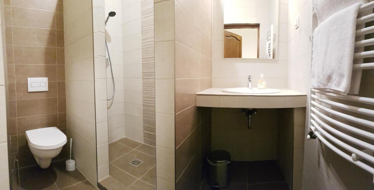 Toscana Apartman ยูลา ภายนอก รูปภาพ
