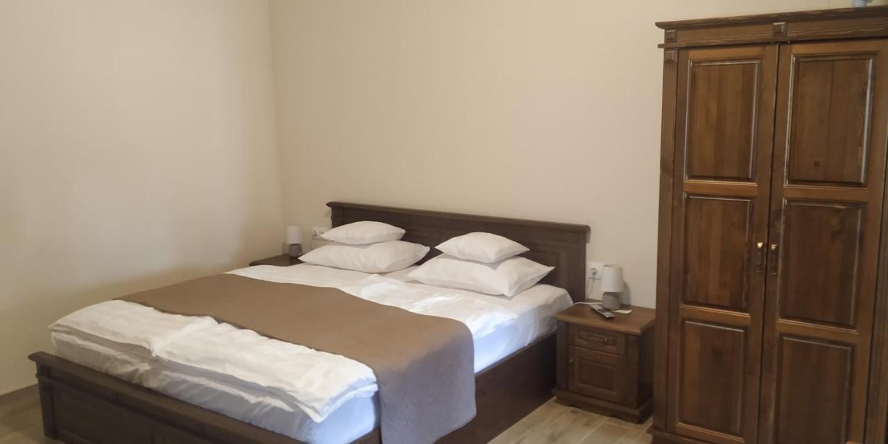 Toscana Apartman ยูลา ภายนอก รูปภาพ